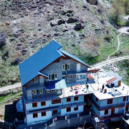 Beheney Homestay Kyelang Exteriör bild